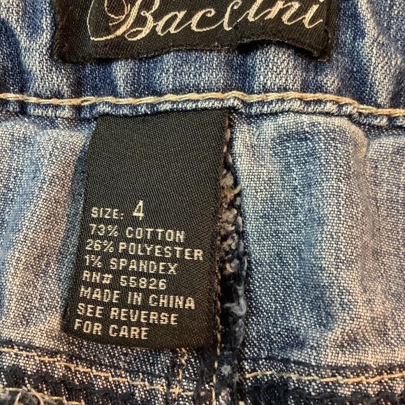 Baccini Women's Medium Wash Denim Stretch Jean Skirt Size 4 Pockets - Picture 3 of 8